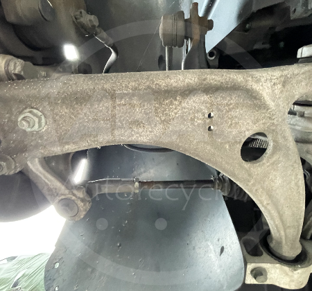 Volkswagen Passat  Querlenker vorn rechts