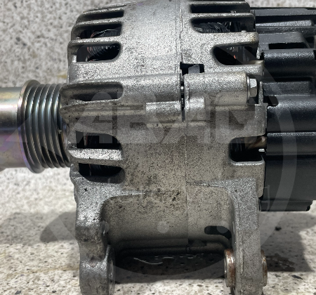 SEAT Ibiza  alternator lichtmaschine