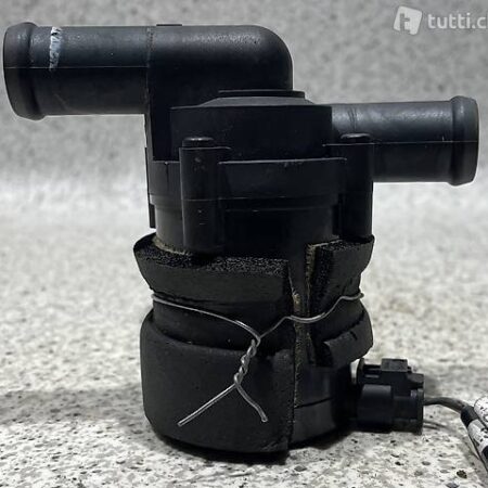 9017985A Zusatzwasserpumpe Land Rover Freelander