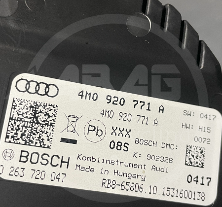 Audi Q7  Kombiinstrument Tacho