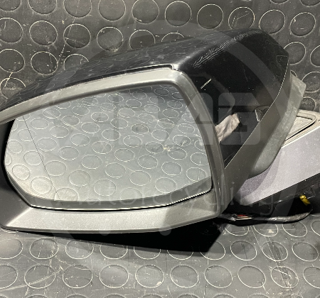 Audi Q7  Spiegel Außenspiegel vorne
