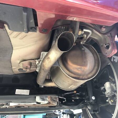 Auspuffanlage Toyota Yaris Hybrid