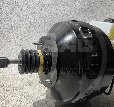 BMW X-serien X1 Bremskraftverstärker
