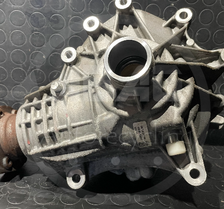 Maserati Ghibli  Verteilergetriebe Vorderachsgetriebe