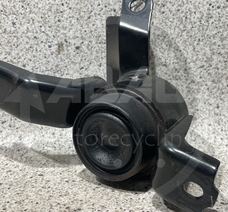 Toyota Yaris  Motorbock Motorhalter
