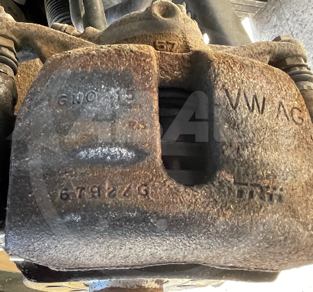 SEAT Leon  Bremszange Bremssattel vorne