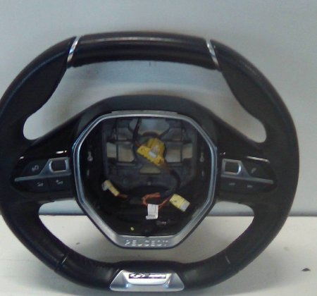 Peugeot 3008  Lenkrad