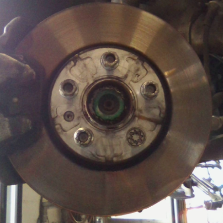 Skoda Fabia  Achsschenkel vorne links