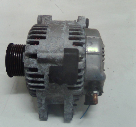 Hyundai H-1  Alternator