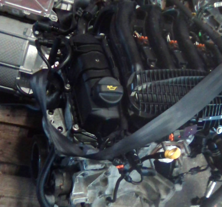 Peugeot 208  Motor