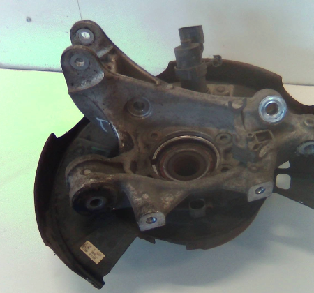Porsche Cayenne  Achsschenkel hinten links