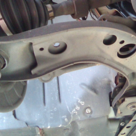 Mazda CX-30  Querlenker vorn rechts