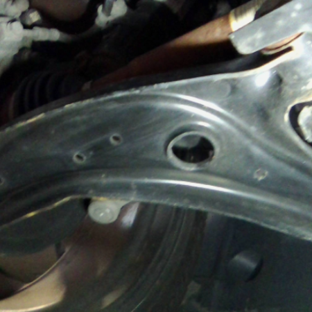 Ford Fiesta  Querlenker vorn rechts