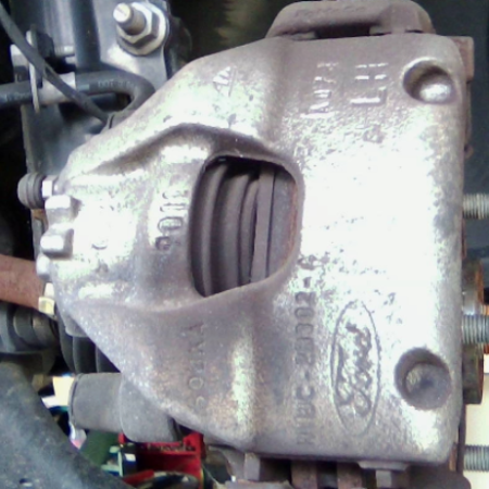 Ford Fiesta  Bremszange Bremssattel vorne