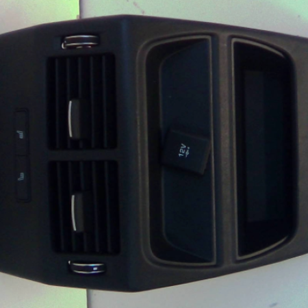 Jaguar E-Pace  Luftdüssen innenraum