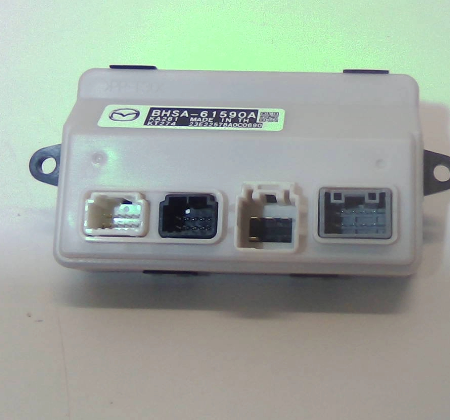 Mazda CX-30  Steuergerät sonstige