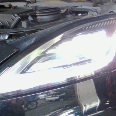 Jaguar E-Pace  Scheinwerfer links