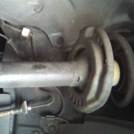 Mazda CX-30  Federbein Stossdämpfer vorne