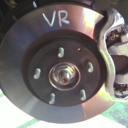 Mazda CX-30  Achsschenkel vorn rechts