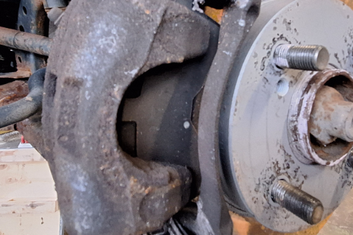 Suzuki Ignis  Bremszange Bremssattel vorne