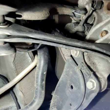 VW Touran  Querlenker hinten rechts