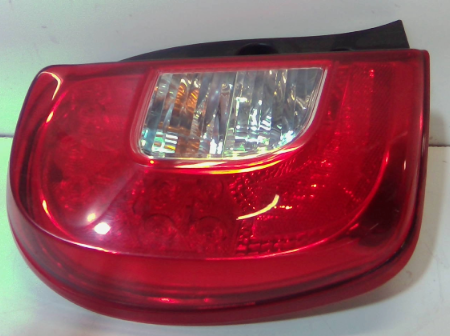 Nissan Micra  Rückleuchte links