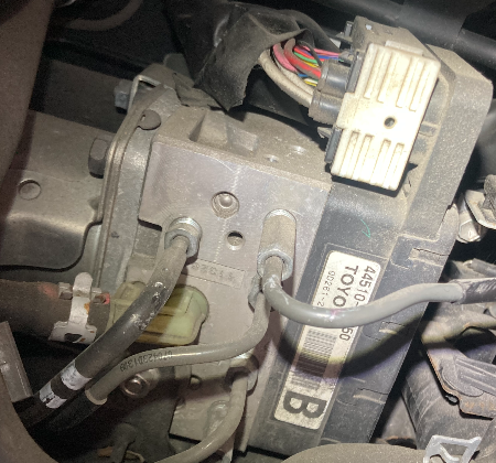 Toyota Prius  ABS Bremsaggregat