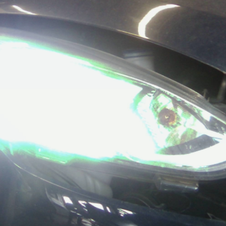 Ford Fiesta  Scheinwerfer rechts
