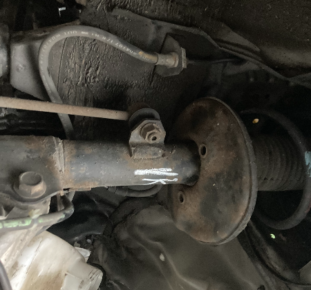 Toyota Prius  Federbein Stossdämpfer vorne