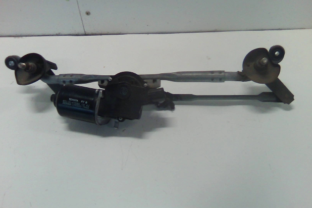 Toyota Prius  Wischermotor vorne