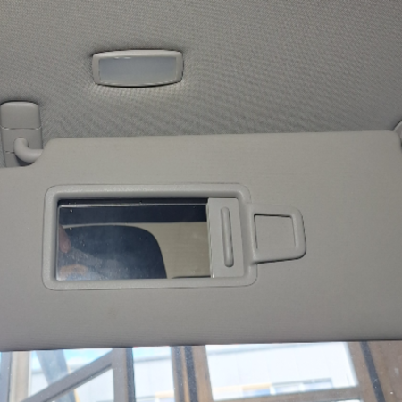 VW Touran  Sonnenblenden