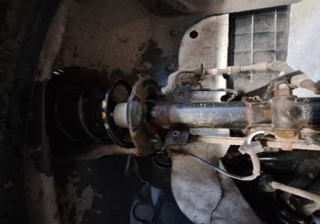 Ford Fiesta  Federbein Stossdämpfer vorne