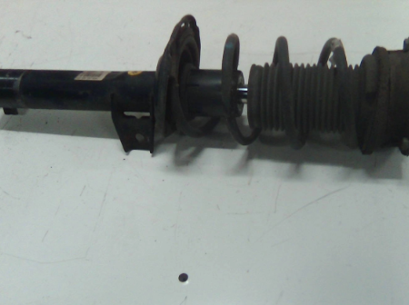 Audi A3  Federbein Stossdämpfer vorne