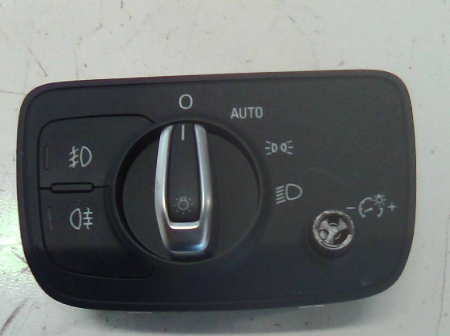 Audi A3  Lichtschalter