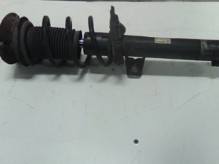 Audi A3  Federbein Stossdämpfer vorne