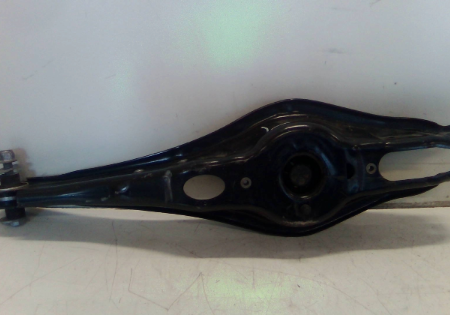 Skoda Karoq  Querlenker hinten links