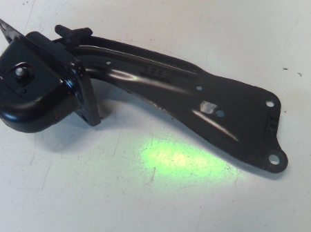 Skoda Karoq  Querlenker hinten links