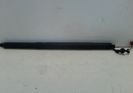 Audi Q3  Heckklappendämpfer