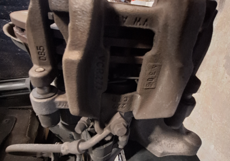 Audi Q3  Bremszange Bremssattel hinten