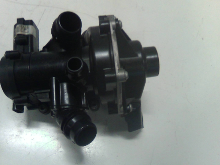 Skoda Karoq  Wasserpumpe Zusatzwasserpumpe