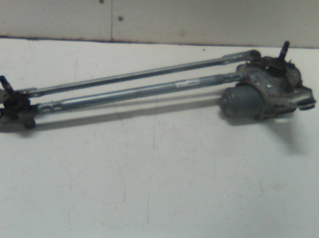 Audi Q3  Wischermotor vorne