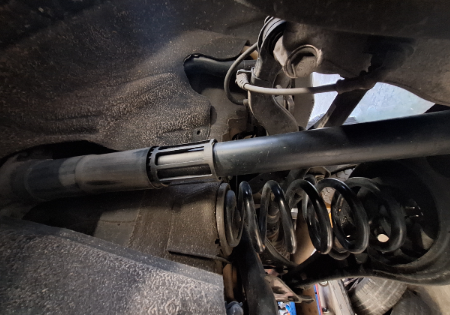 Audi Q3  Federbein Stossdämpfer hinten