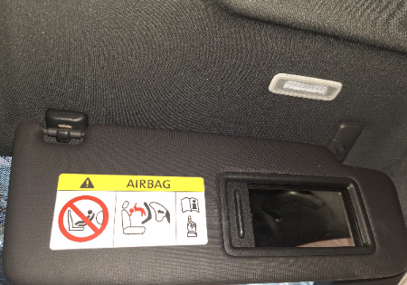 Audi Q3  Sonnenblenden