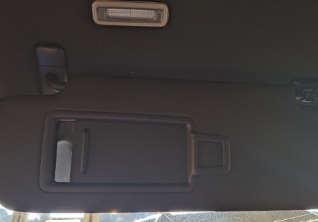 Audi Q3  Sonnenblenden