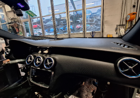 Mercedes-Benz A-CLASS  Airbag Armaturenbrett