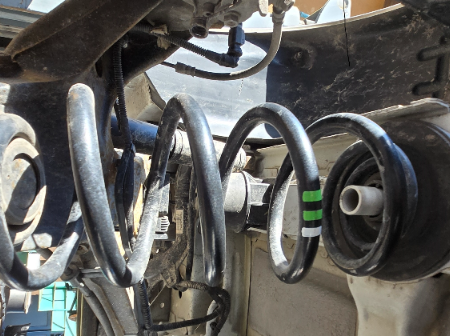 Toyota Proace  Federn hinten