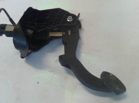 Toyota Proace  Bremspedal