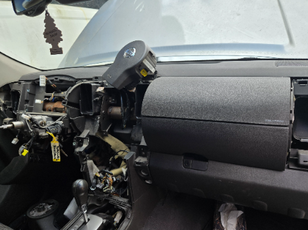 Nissan Pathfinder  Airbag Armaturenbrett