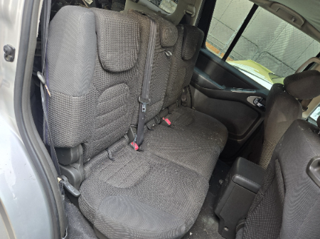 Nissan Pathfinder  Rückbank Sitzbank