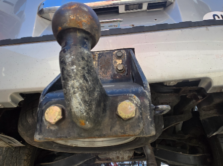 Nissan Pathfinder  Anhängerkupplung